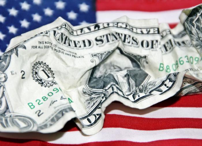 В США обеспокоены будущим экономики страны из-за дефицита бюджета